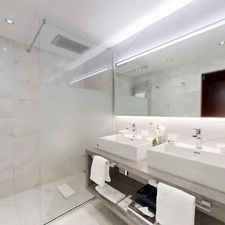Grand Des Bains Otel Lavey-les-Bains